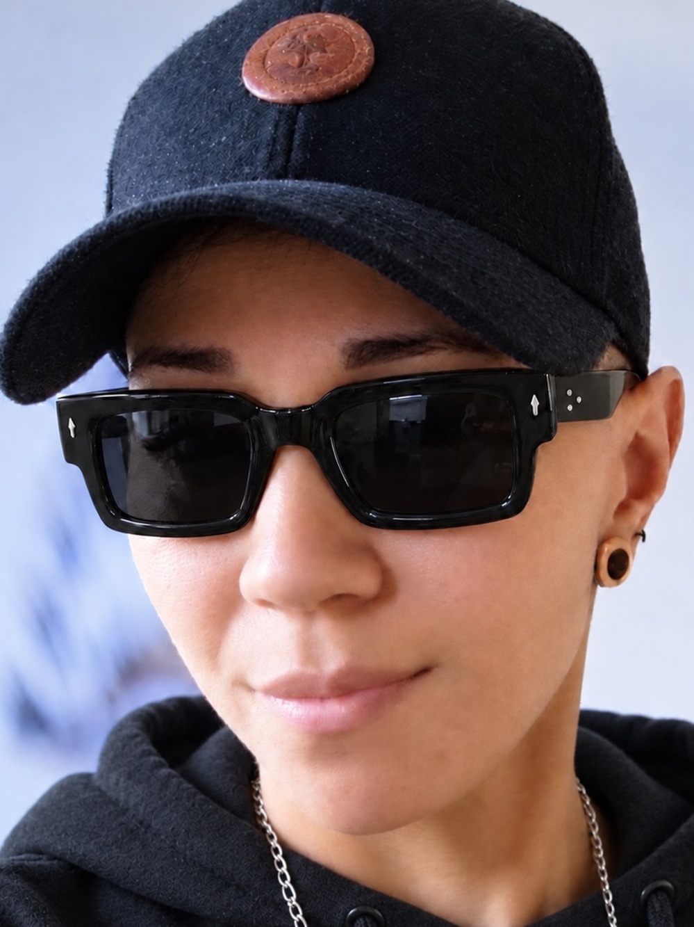 New Chunky Black Rectangle Sunglasses – Unisex